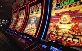 Live casino dengan dealer asli dalam siaran langsung